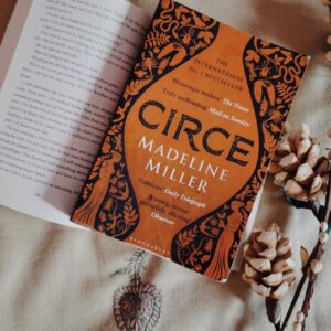 Read more about the article Book Review of Circe by Madeline Miller (Spoiler Free) | Favbookshelf