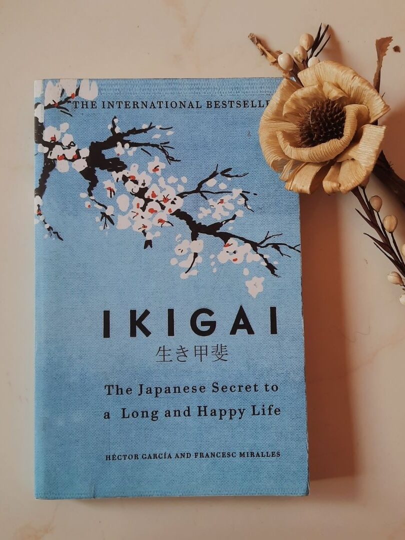  Ikigai: The Japanese Secret to a Long and Happy Life by Francesc Miralles ; bestselling books amazon